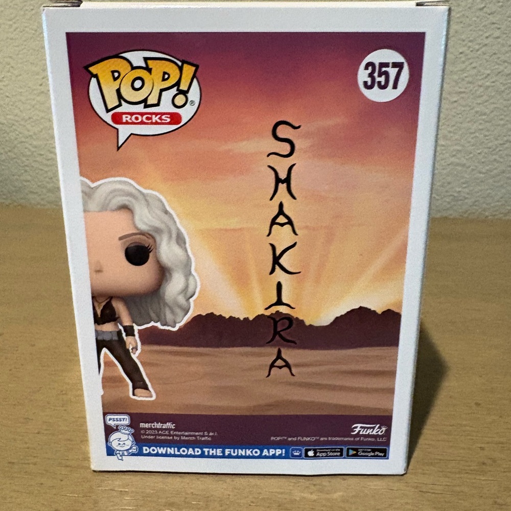 Funko Pop! Shakira Vinyl Figure - Picture 4 of 6